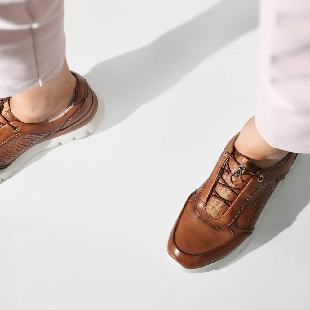 Sneakers Pikolinos