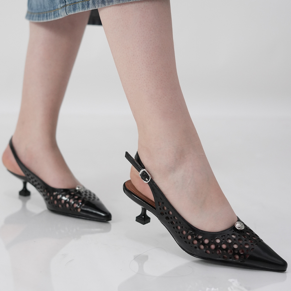 PANTOFI DECUPATI FIORE FINO