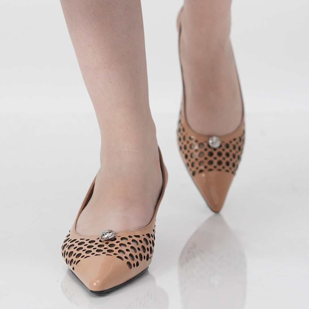 PANTOFI DECUPATI FIORE FINO