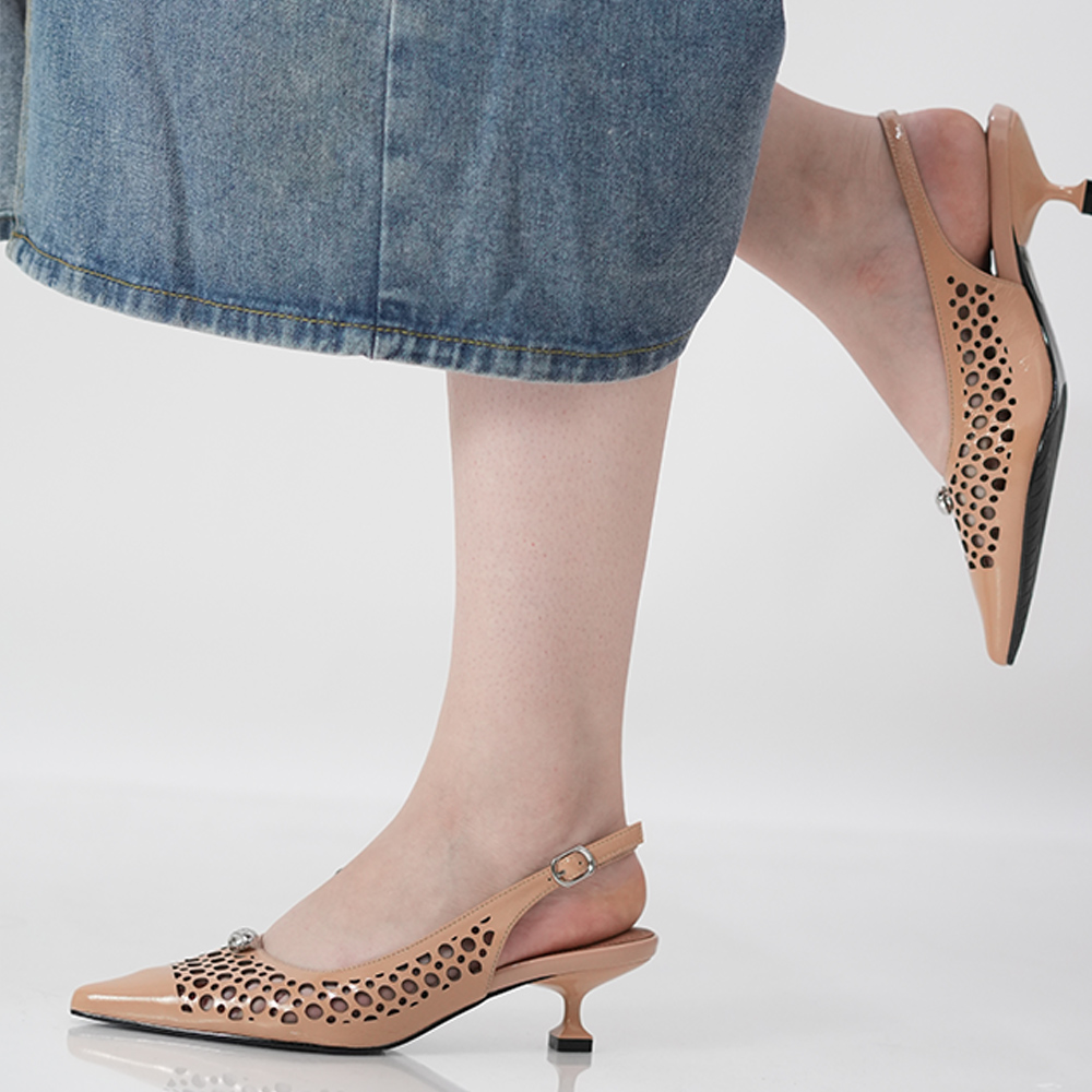 PANTOFI DECUPATI FIORE FINO