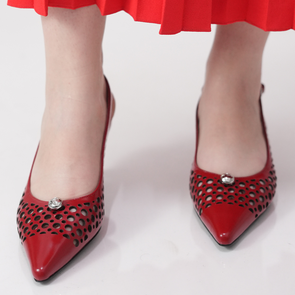 PANTOFI DECUPATI FIORE FINO