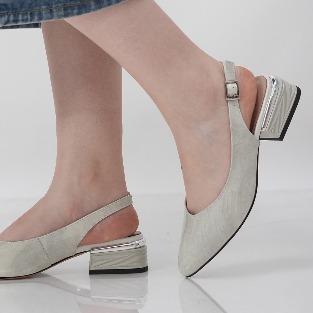 PANTOFI DECUPATI FIORE FINO