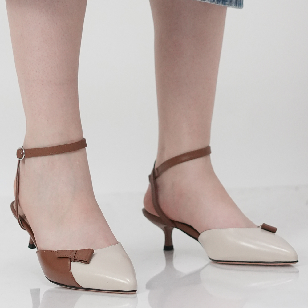 PANTOFI DECUPATI FIORE FINO