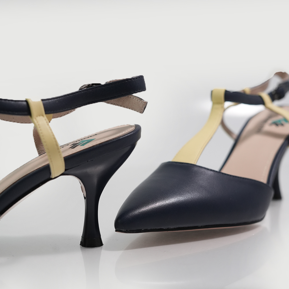 PANTOFI DECUPATI FIORE FINO