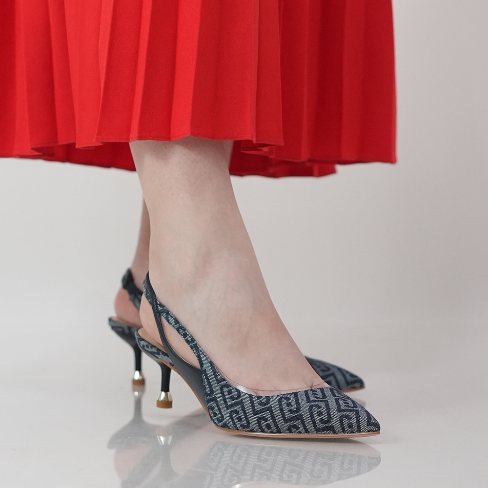 PANTOFI DECUPATI LIU JO