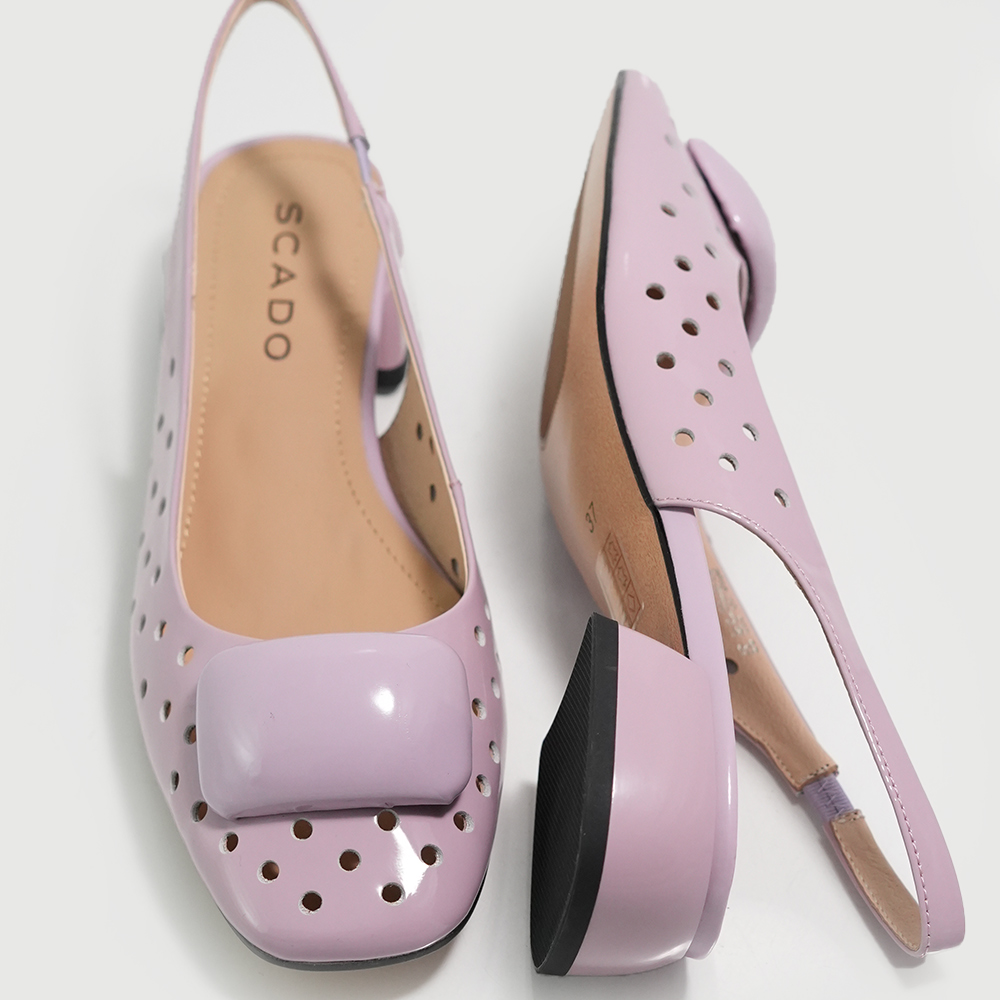 PANTOFI DECUPATI SCADO