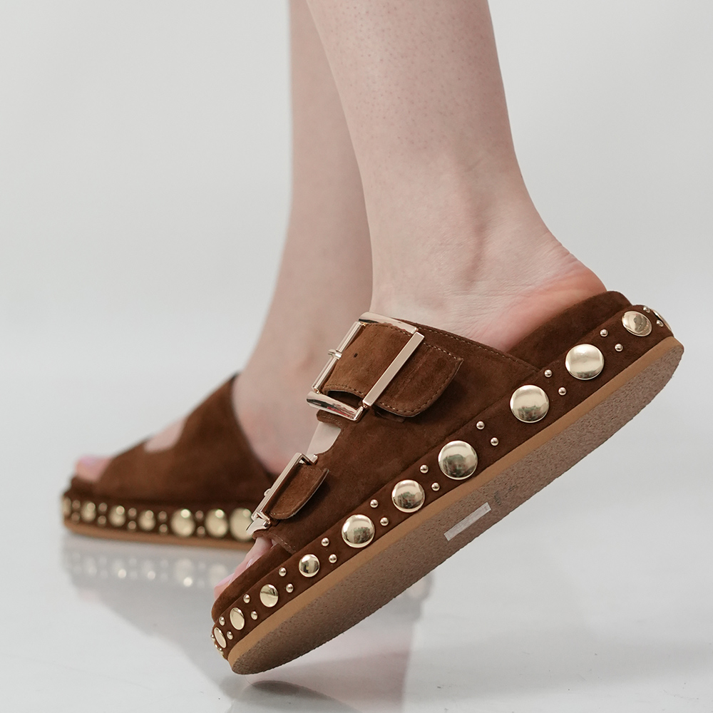 SABOTI DAMA ALMA EN PENA