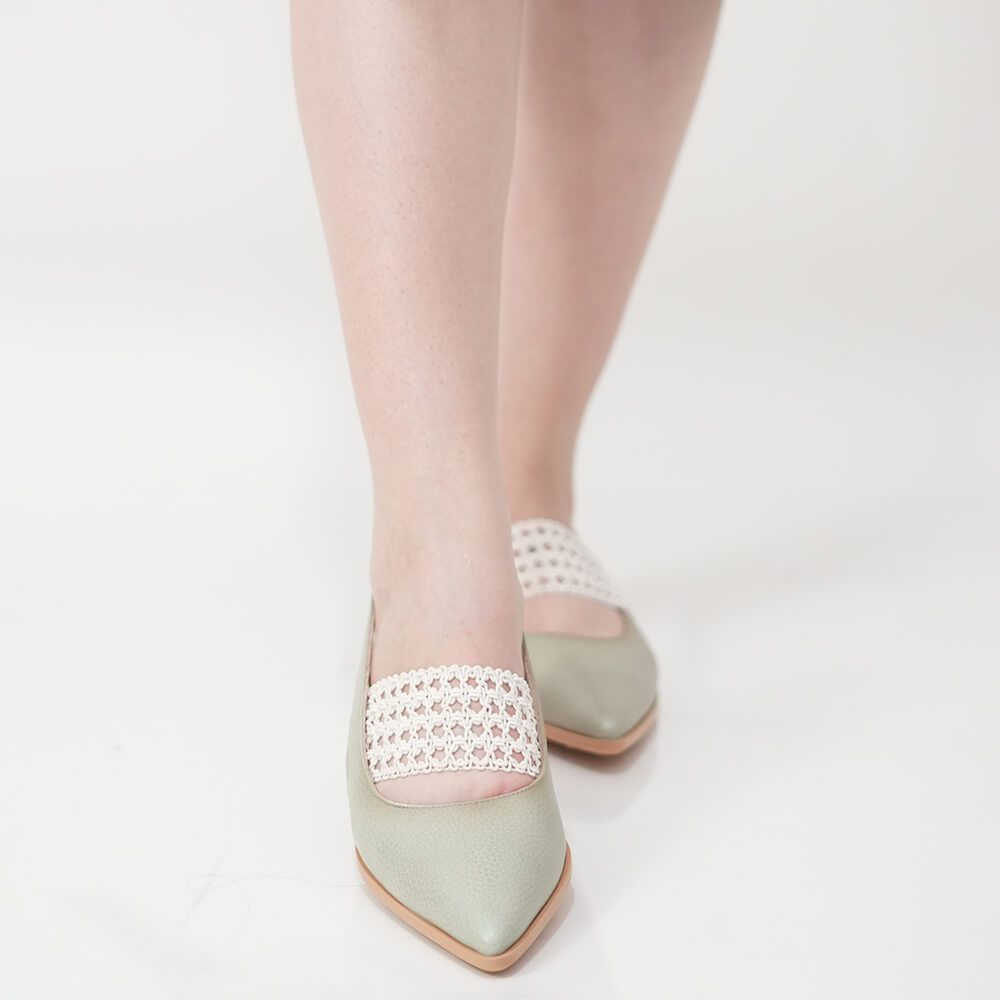 PANTOFI DECUPATI HISPANITAS