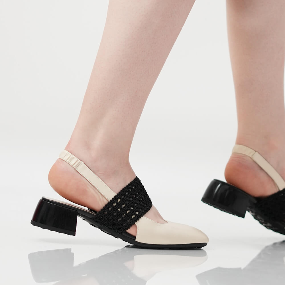 PANTOFI DECUPATI HISPANITAS